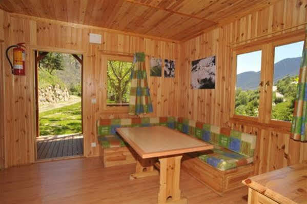 Camping La Torre Hotell Espot Exteriör bild